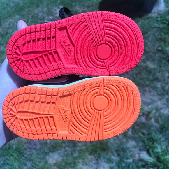 Toddler Colorful Authentic Jordans *GOOD DEAL* - Picture 6 of 7